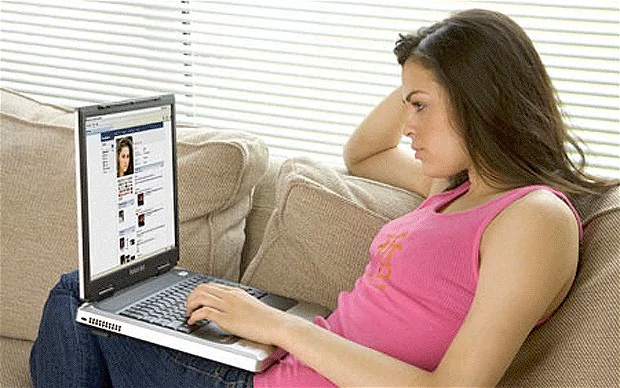 how-to-make-ex-jealous-social-media-profiles02