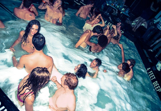 swingers clubs in america